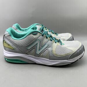 New Balance 1540 v2 Running Shoes Women Size 9.5 EE Gray Green Comfort Sneakers